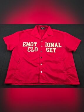 Mixed Emotion Button Shirt Jacket Mens XL Red Short Sleeve Emotional Closet